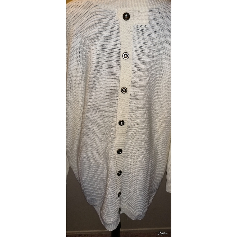 đâ€sweater - Picture 3 of 5